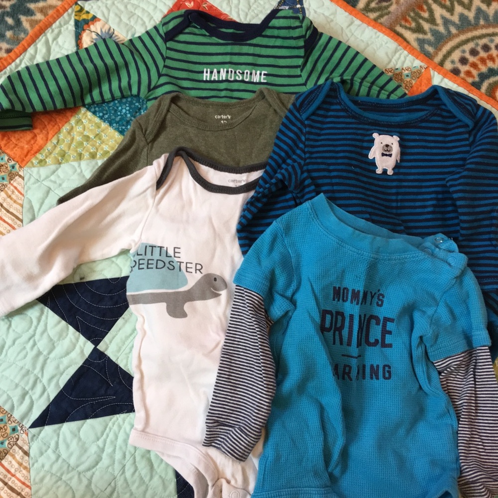 Bundle of 5 long sleeve onesies 12-18 month